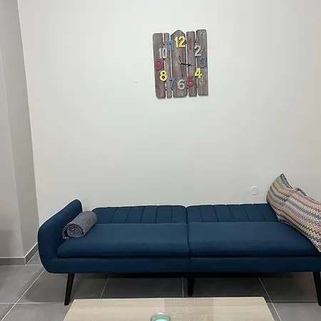 Spacious And Beautiful House Apartment