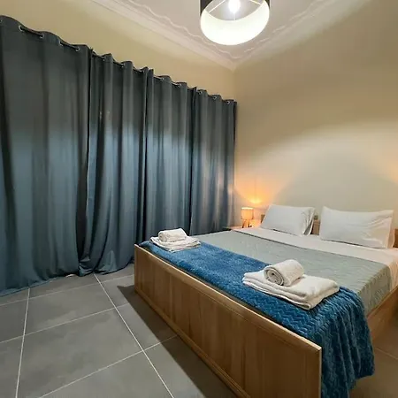 Spacious And Beautiful House Piraeus